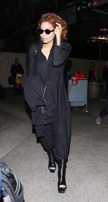 jj_LAX133_1.jpg