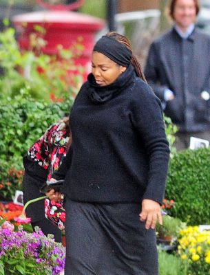 jj_pregnant16_london_flowers__28429.jpg