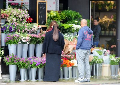 jj_pregnant16_london_flowers__28629.jpg