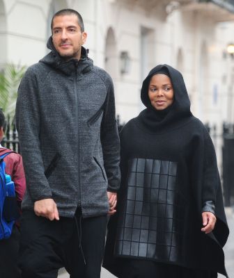 jj_pregnant_shopping_london16__281929.jpg