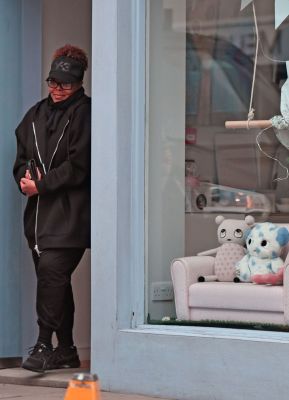 jj_ShopAtBlueAlmondsLondonMay4_4.jpg
