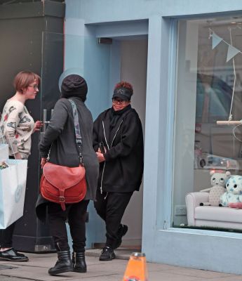 jj_ShopAtBlueAlmondsLondonMay4_6.jpg