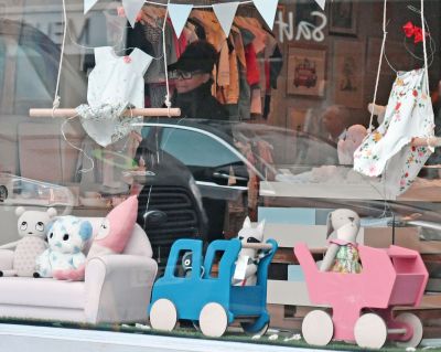 jj_ShopAtBlueAlmondsLondonMay4_7.jpg