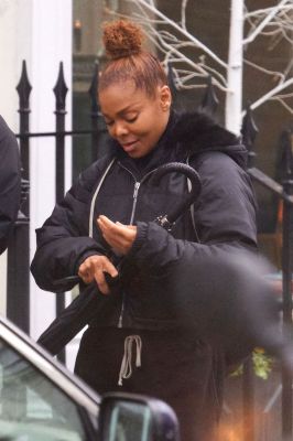 jj_outwithrandy_london_mar7_15.jpg