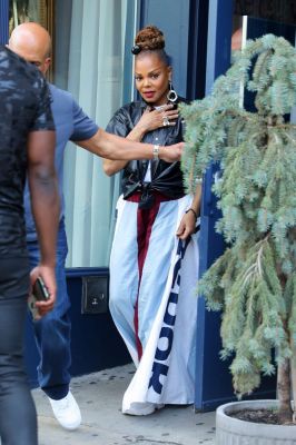 janet_madefornow_spotify_party_18_282129.jpg