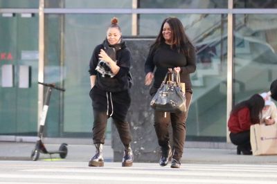 janet_outlunch_LA_28629.jpg