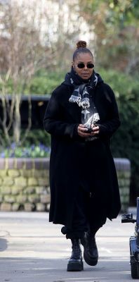 jj_janetLondon_Feb2019_6_copia.jpg