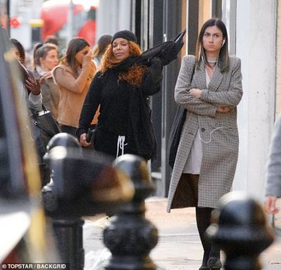 jj_shoplondon19_281329.jpg