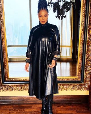 janet_instagram_281429.jpg