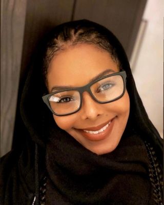 janet_instagram_28229.jpg