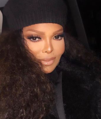 janet_instagram_283029.jpg