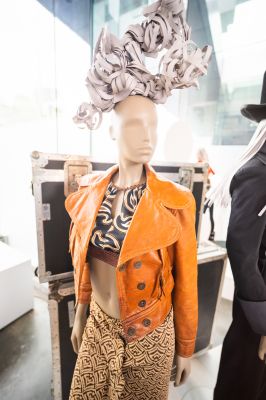 beverlyhills_juliensauctions_official_281129.jpg