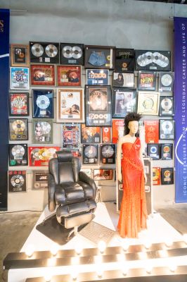beverlyhills_juliensauctions_official_28329.jpg