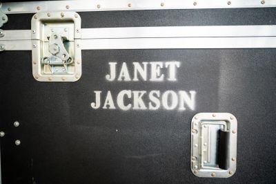 beverlyhills_juliensauctions_official_283829.jpg