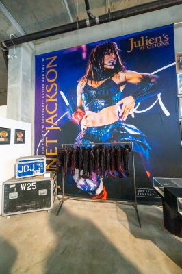 beverlyhills_juliensauctions_official_28429.jpg