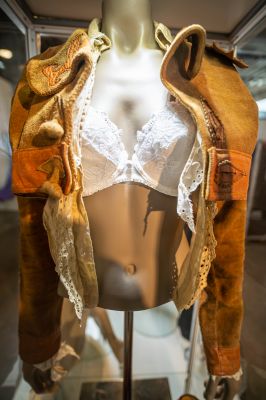 beverlyhills_juliensauctions_official_288829.jpg