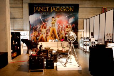 jj_juliensauctions_beverlyhills_gallery_opening_2021_28229.jpg