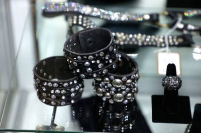 jj_juliensauctions_beverlyhills_gallery_opening_2021_282529.jpg