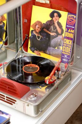 jj_juliensauctions_beverlyhills_gallery_opening_2021_283829.jpg