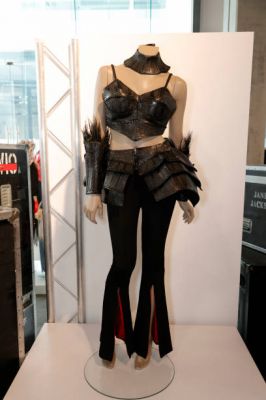 jj_juliensauctions_beverlyhills_gallery_opening_2021_284529.jpg