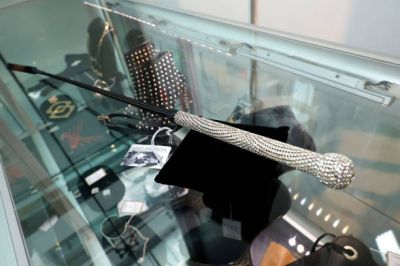 jj_juliensauctions_beverlyhills_gallery_opening_2021_285429.jpg