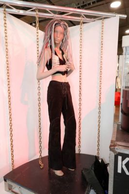 jj_juliensauctions_beverlyhills_gallery_opening_2021_285529.jpg