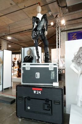 jj_juliensauctions_beverlyhills_gallery_opening_2021_285629.jpg