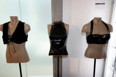 jj_juliensauctions_beverlyhills_gallery_opening_2021_287729.jpg