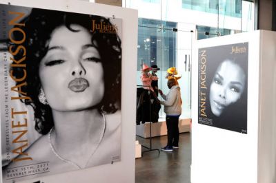 jj_juliensauctions_beverlyhills_gallery_opening_2021_289129.jpg