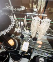 beverlyhills_juliensauctions_official_283629.jpg