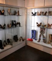 jj_juliensauctions_beverlyhills_gallery_opening_2021_28329.jpg