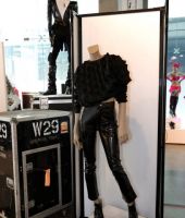 jj_juliensauctions_beverlyhills_gallery_opening_2021_284629.jpg