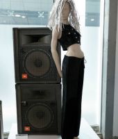 jj_juliensauctions_beverlyhills_gallery_opening_2021_286129.jpg