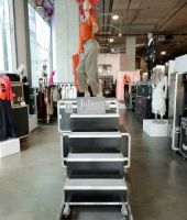 jj_juliensauctions_beverlyhills_gallery_opening_2021_286529.jpg