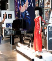 jj_juliensauctions_beverlyhills_gallery_opening_2021_289329.jpg