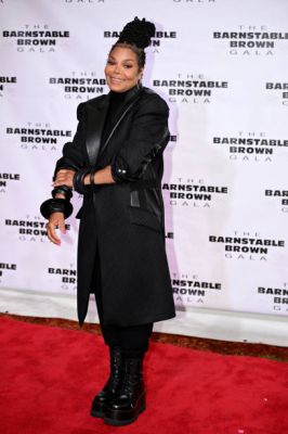 jj__BarnstableBrown_KentuckyGala22_282029.jpg