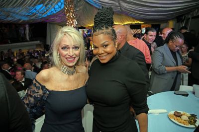 jj__BarnstableBrown_KentuckyGala22_282229.jpg