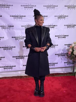 jj__BarnstableBrown_KentuckyGala22_28729.jpg