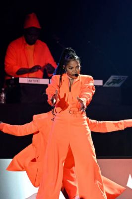 JANET_DERBYNIGHT_2022_282929.jpg
