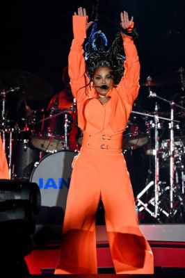 JANET_DERBYNIGHT_2022_283229.jpg
