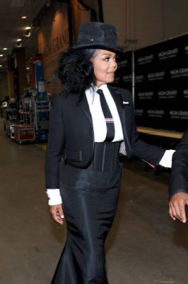 jj_JanetBBMAS22_backstage_28529.jpg