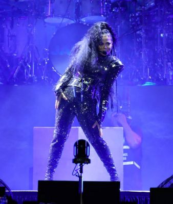 jj_EssenceFest2022_28329.jpg