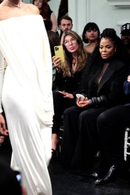 jj_CsirianoNYFW_Show_2022_28229.jpg