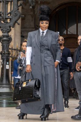 jj_leavingThomBrowne_pfw22_28629.jpg