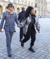 jj_arrivingLVShow_PFW_28229.jpg