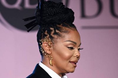 jj_TrustArabiaAwards_Qatar_281229.jpg
