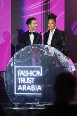 jj_TrustArabiaAwards_Qatar_28129.jpg