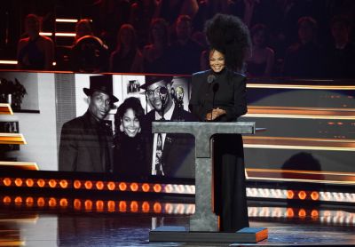 jj_RockHall2022_282329.jpg