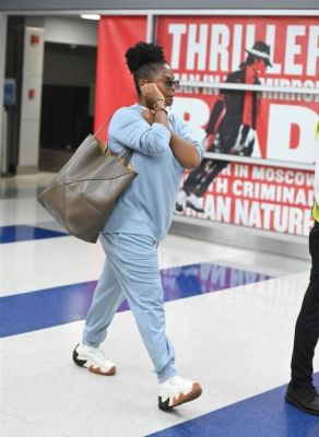 jj_JFKAirport_NYFW23_28229.jpg