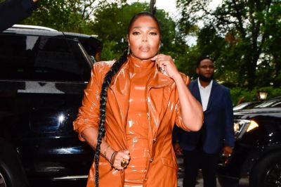 jj_NYFW_Arrivals_Siriano_23_28229.jpg